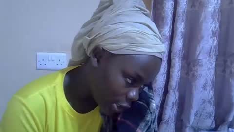 Snapshot of lyn_anna chatting on February 3, 2026, 8:08 am lyn_anna online show from February 3, 2026, 8:08 am