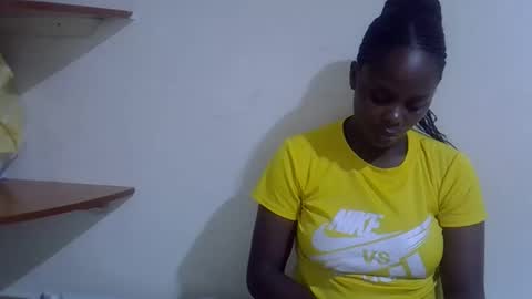 Snapshot of lyn_anna chatting on February 13, 2026, 7:54 pm lyn_anna online show from February 13, 2026, 7:54 pm