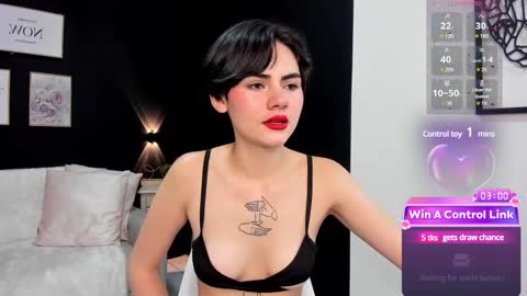 Snapshot of lyn_lebelle chatting on December 24, 2024, 2:22 pm Lyn online show from December 24, 2024, 2:22 pm