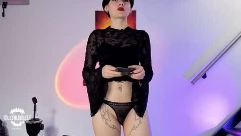 Snapshot of lyn_lebelle chatting on September 9, 2025, 6:51 pm Lyn online show from September 9, 2025, 6:51 pm