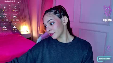 Snapshot of lyna_love chatting on November 12, 2025, 9:36 pm Lyna love online show from November 12, 2025, 9:36 pm