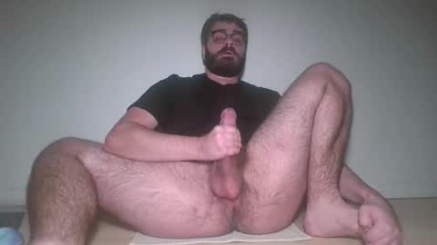 Snapshot of lynchian14 chatting on November 20, 2025, 8:03 am lynchian14 online show from November 20, 2025, 8:03 am