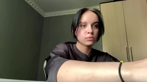 Eva online show from May 21, 2026, 7:59 am
