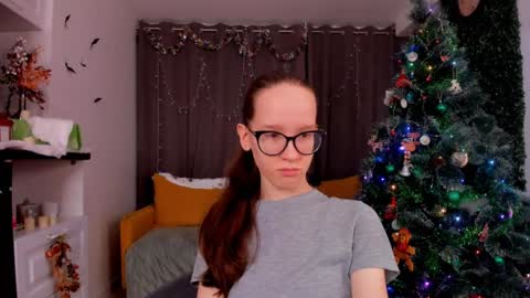 Sara online show from January 6, 2025, 4:02 pm
