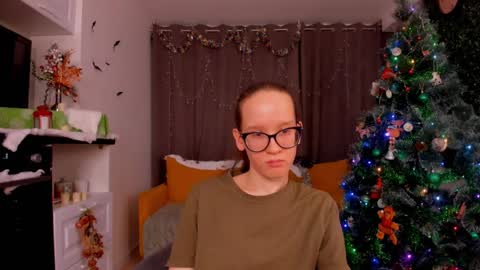 Sara online show from January 7, 2025, 7:38 pm