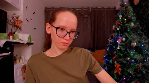 Sara online show from January 7, 2025, 10:41 pm