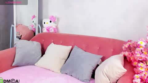 Lynn online show from October 7, 2025, 1:03 am