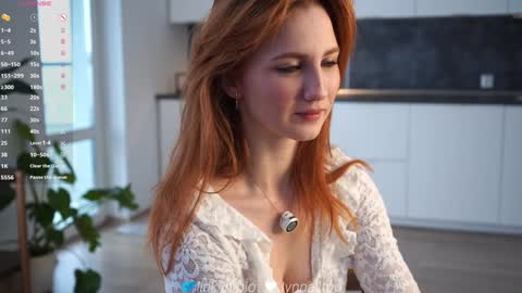 Snapshot of lynnalltop chatting on November 6, 2025, 5:19 am Natasha online show from November 6, 2025, 5:19 am