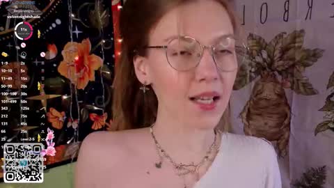 Snapshot of lyra_thenymph chatting on November 28, 2025, 12:24 am Lyra online show from November 28, 2025, 12:24 am