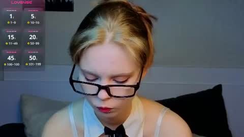 Snapshot of lyucy chatting on August 4, 2026, 9:06 pm Julie online show from August 4, 2026, 9:06 pm