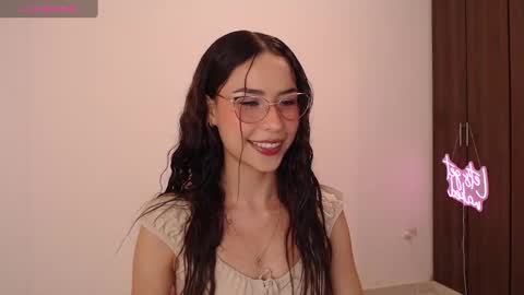 lzzyink online show from October 20, 2025, 3:18 am