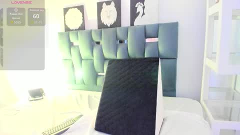 Mila online show from February 13, 2026, 8:05 pm