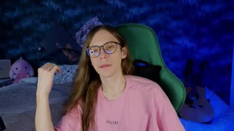 m1shq online show from September 13, 2025, 2:50 pm