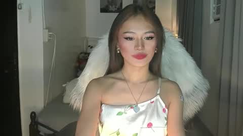 Snapshot of m1sspinay_yassie chatting on January 10, 2025, 8:37 pm Cutie Yassie online show from January 10, 2025, 8:37 pm