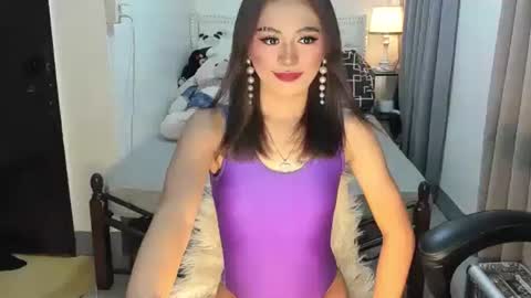 Snapshot of m1sspinay_yassie chatting on January 14, 2025, 3:36 pm Cutie Yassie online show from January 14, 2025, 3:36 pm