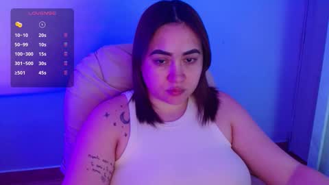 Snapshot of m33li chatting on October 9, 2025, 9:13 pm Meli online show from October 9, 2025, 9:13 pm