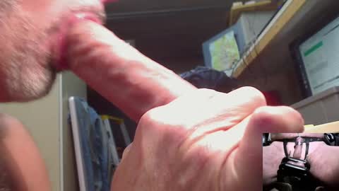 m_grizzly_65 online show from October 5, 2025, 3:10 pm