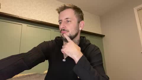 m_stephen online show from February 4, 2026, 3:12 am