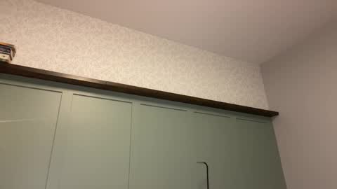 m_stephen online show from March 5, 2026, 4:19 am