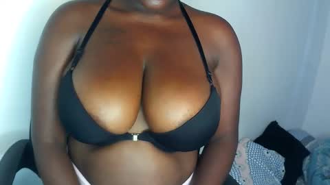 Snapshot of m_tits3 chatting on September 16, 2025, 12:50 pm m_tits3 online show from September 16, 2025, 12:50 pm