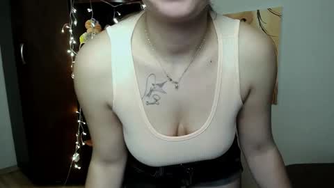 Snapshot of m_vikki chatting on March 4, 2025, 5:13 pm Vikki online show from March 4, 2025, 5:13 pm