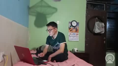 Maaqui online show from August 8, 2026, 3:08 am