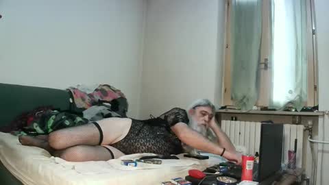 Snapshot of maax1970to chatting on February 28, 2026, 10:05 am maax1970 online show from February 28, 2026, 10:05 am
