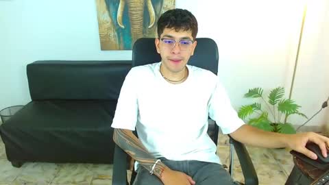 Max online show from March 17, 2026, 1:36 pm