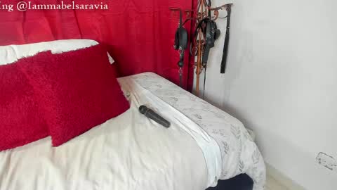 Snapshot of mabelsaravia chatting on October 12, 2025, 3:11 pm mabel online show from October 12, 2025, 3:11 pm