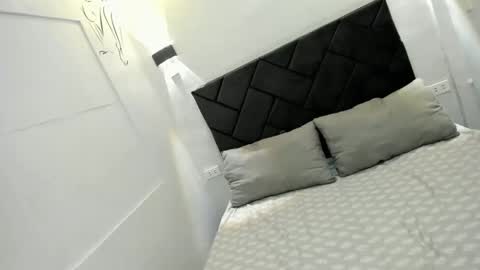 Snapshot of mabuhay_lyn chatting on November 11, 2025, 6:35 am mabuhay_lyn online show from November 11, 2025, 6:35 am