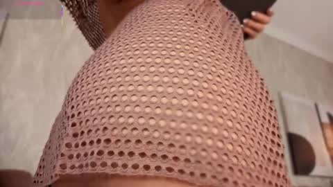 Maca online show from November 27, 2025, 11:45 am