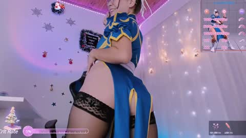 MacarenaIndependent model  online show from December 10, 2024, 4:49 pm