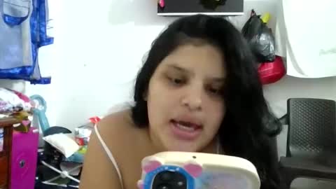 Snapshot of macarenadaniell chatting on September 28, 2025, 8:36 pm macarenadaniell online show from September 28, 2025, 8:36 pm