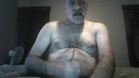 macdad1219 online show from April 2, 2026, 4:26 pm