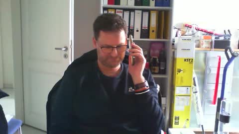 Snapshot of macfly67 chatting on February 22, 2026, 12:58 pm macfly67 online show from February 22, 2026, 12:58 pm