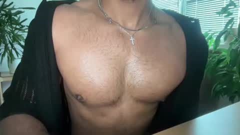 machine_15_ online show from April 24, 2026, 12:40 pm