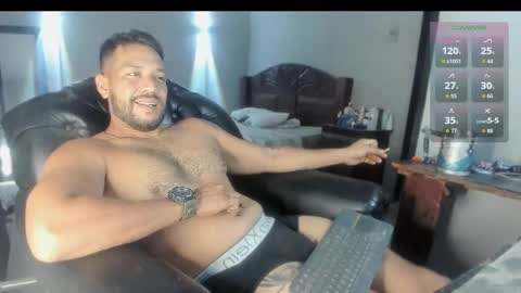 Snapshot of machohandsome chatting on November 8, 2025, 10:26 am Javier papichulo master how do you want online show from November 8, 2025, 10:26 am