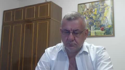 Macho online show from September 13, 2025, 4:40 pm