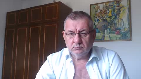 Macho online show from September 14, 2025, 1:10 pm