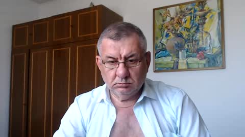 Macho online show from June 27, 2026, 12:44 pm