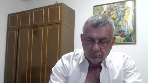 Macho online show from July 3, 2026, 7:20 pm