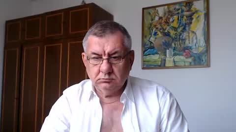 Macho online show from July 8, 2026, 1:15 pm