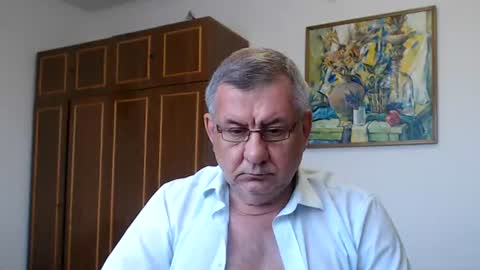 Macho online show from July 17, 2026, 3:29 pm