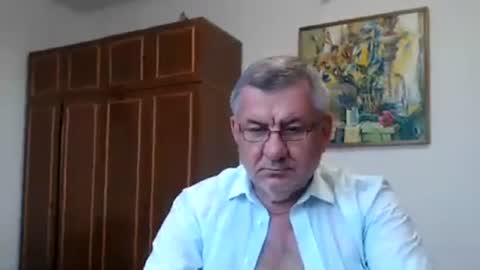 Macho online show from July 19, 2026, 4:22 pm