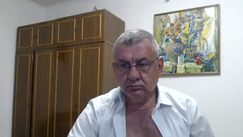 Macho online show from July 23, 2026, 6:39 pm