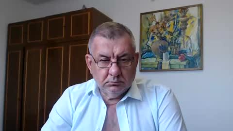 Macho online show from July 25, 2026, 3:20 pm