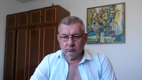 Macho online show from July 26, 2026, 2:24 pm