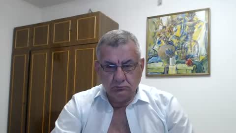 Macho online show from July 28, 2026, 7:39 pm