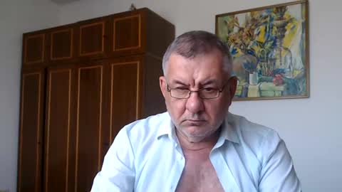 Macho online show from August 2, 2026, 1:53 pm
