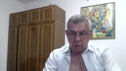 Macho online show from August 4, 2026, 6:21 pm